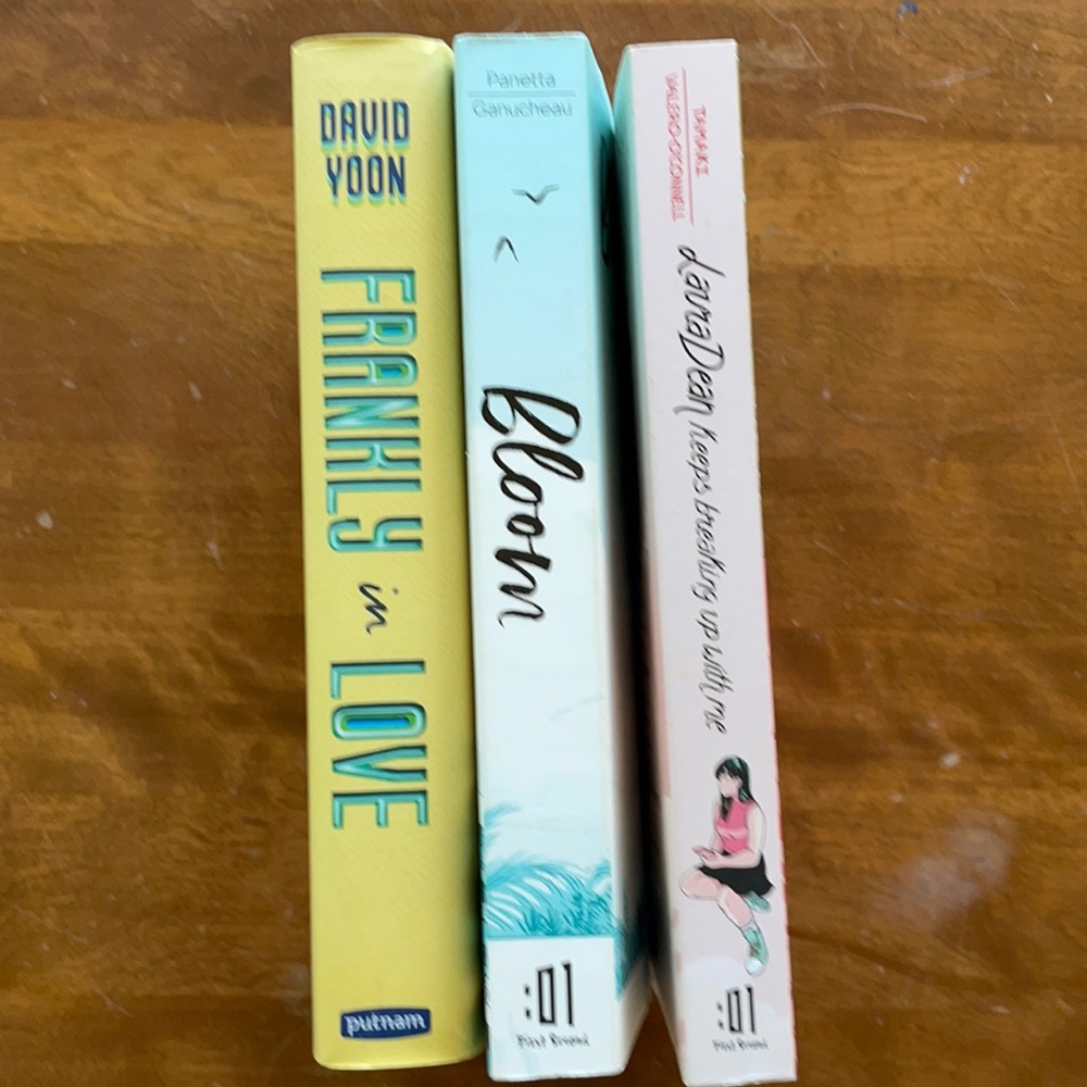 3 Like new YA books.